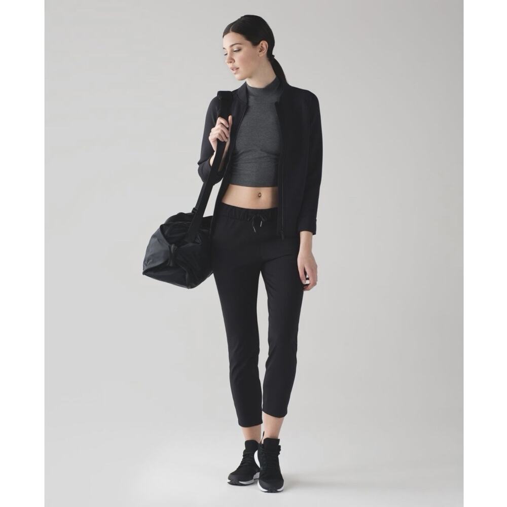Lululemon Jogger Pants Womens 8 Black High Rise Elastic Waist Pockets Athletic
